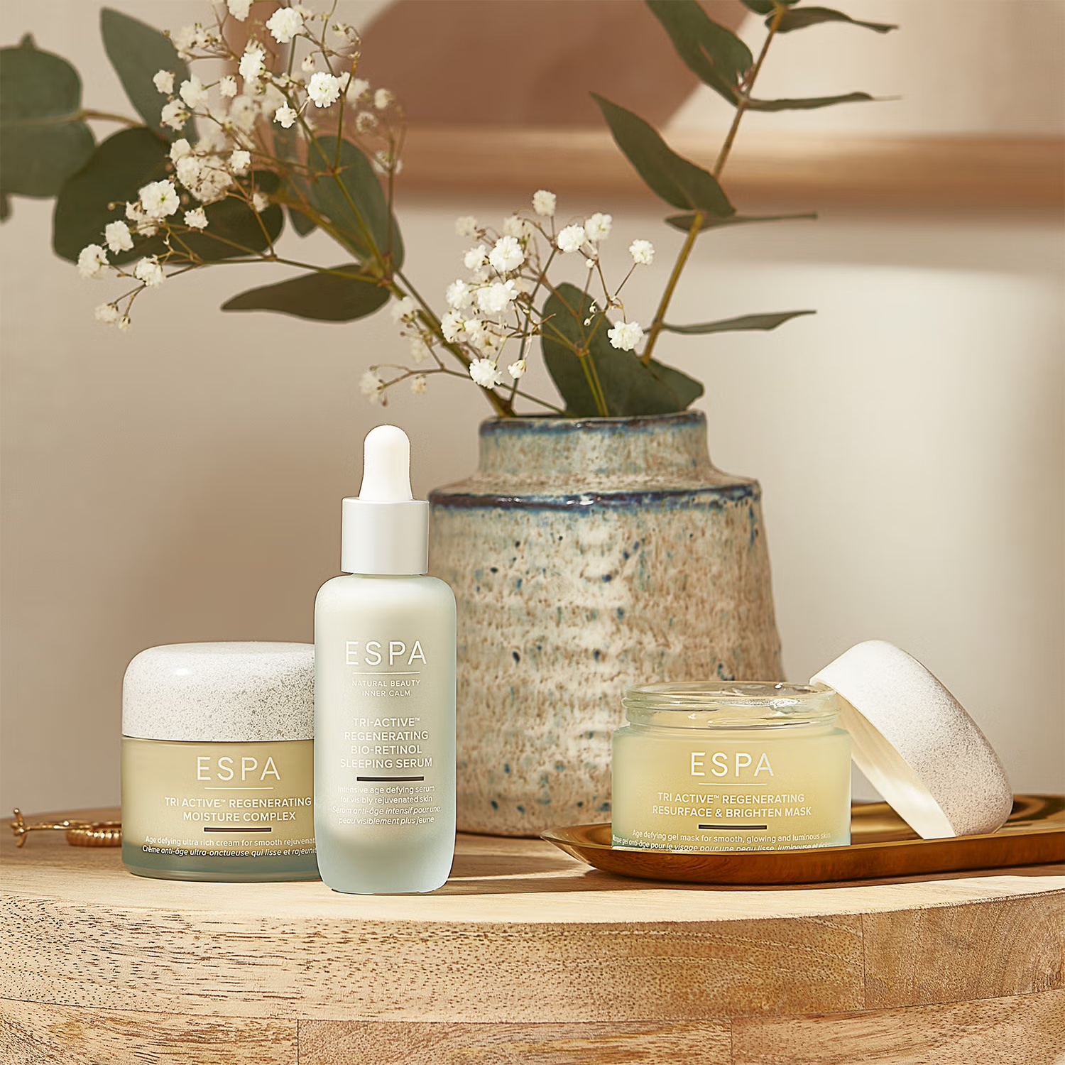 ESPA Tri-Active™ Regenerating Resurface and Brighten Mask купить в Beauty Storage. Быстрая доставка по России и СНГ.