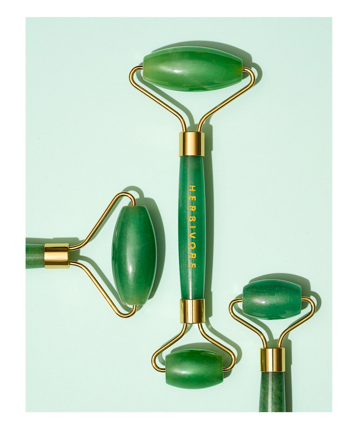 HERBIVORE Jade Facial Roller купить в Beauty Storage. Быстрая доставка по России и СНГ.
