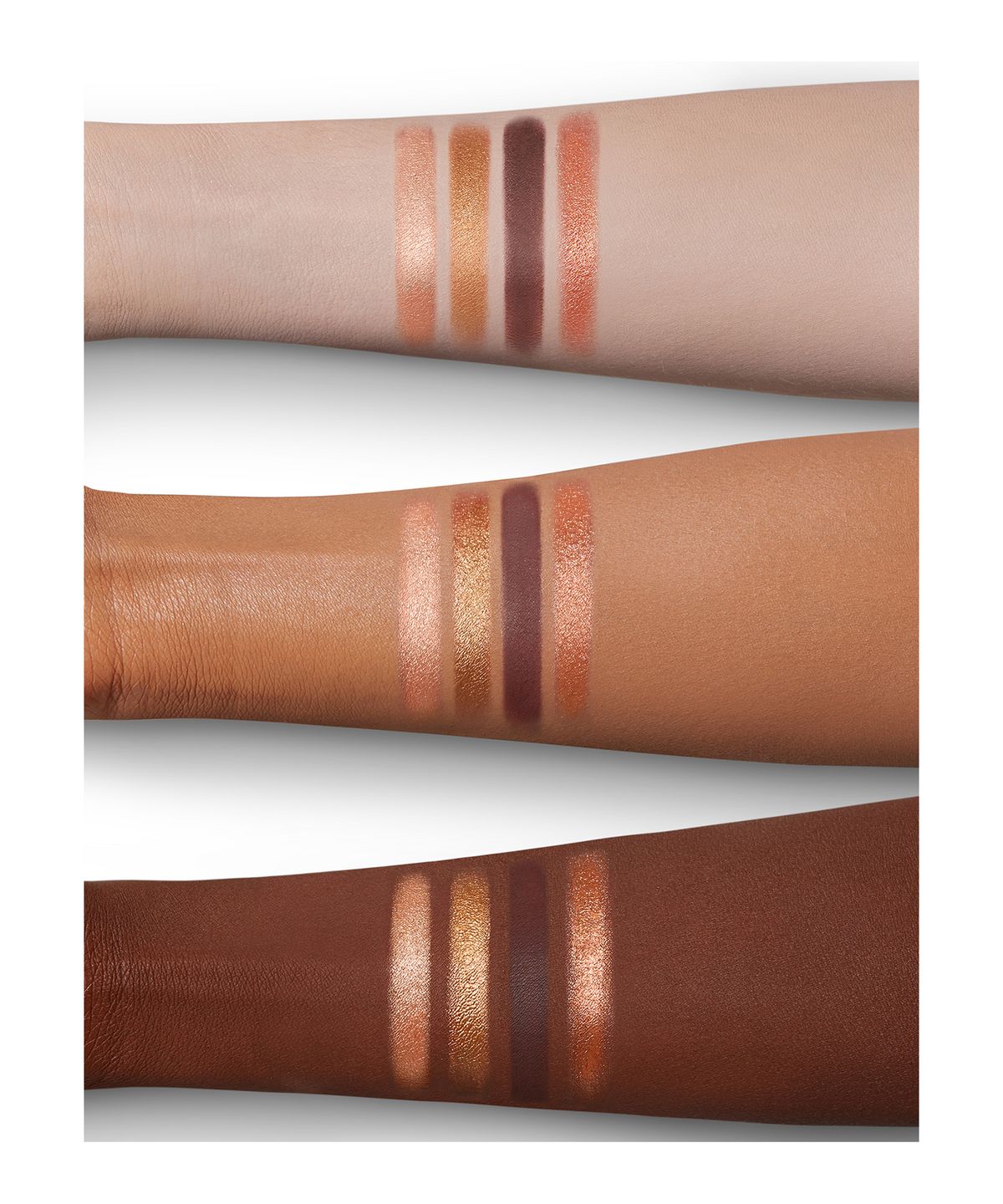 CHARLOTTE TILBURY Luxury Palette - The Queen of Glow купить в Beauty Storage. Быстрая доставка по России и СНГ.