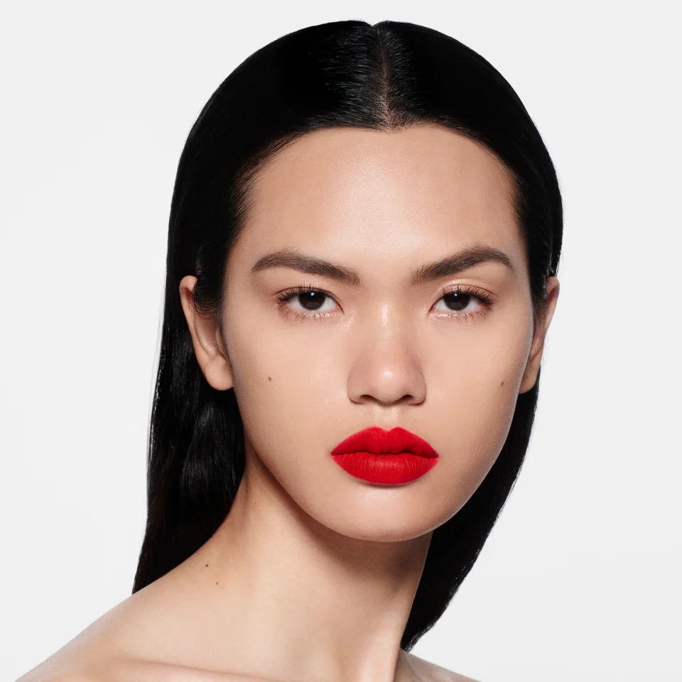 Купить VICTORIA BECKHAM BEAUTY Rouge Victoria Matte Lipstick на Beautystorage.ru. Быстрая доставка по России и СНГ.