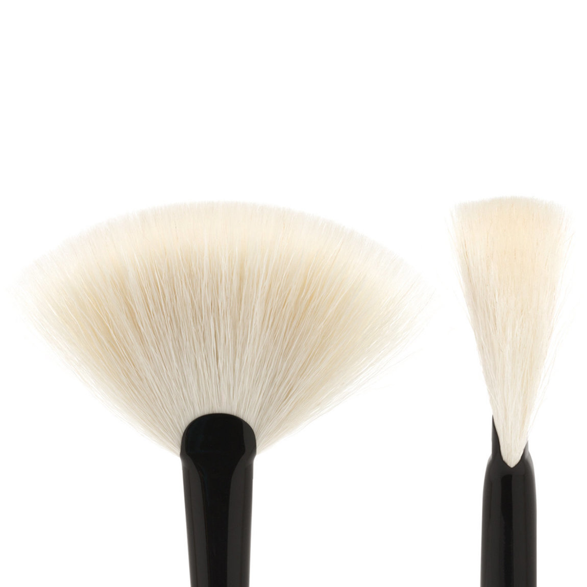 WAYNE GOSS Brush 15 Fan Brush купить в Beauty Storage. Быстрая доставка по России и СНГ.