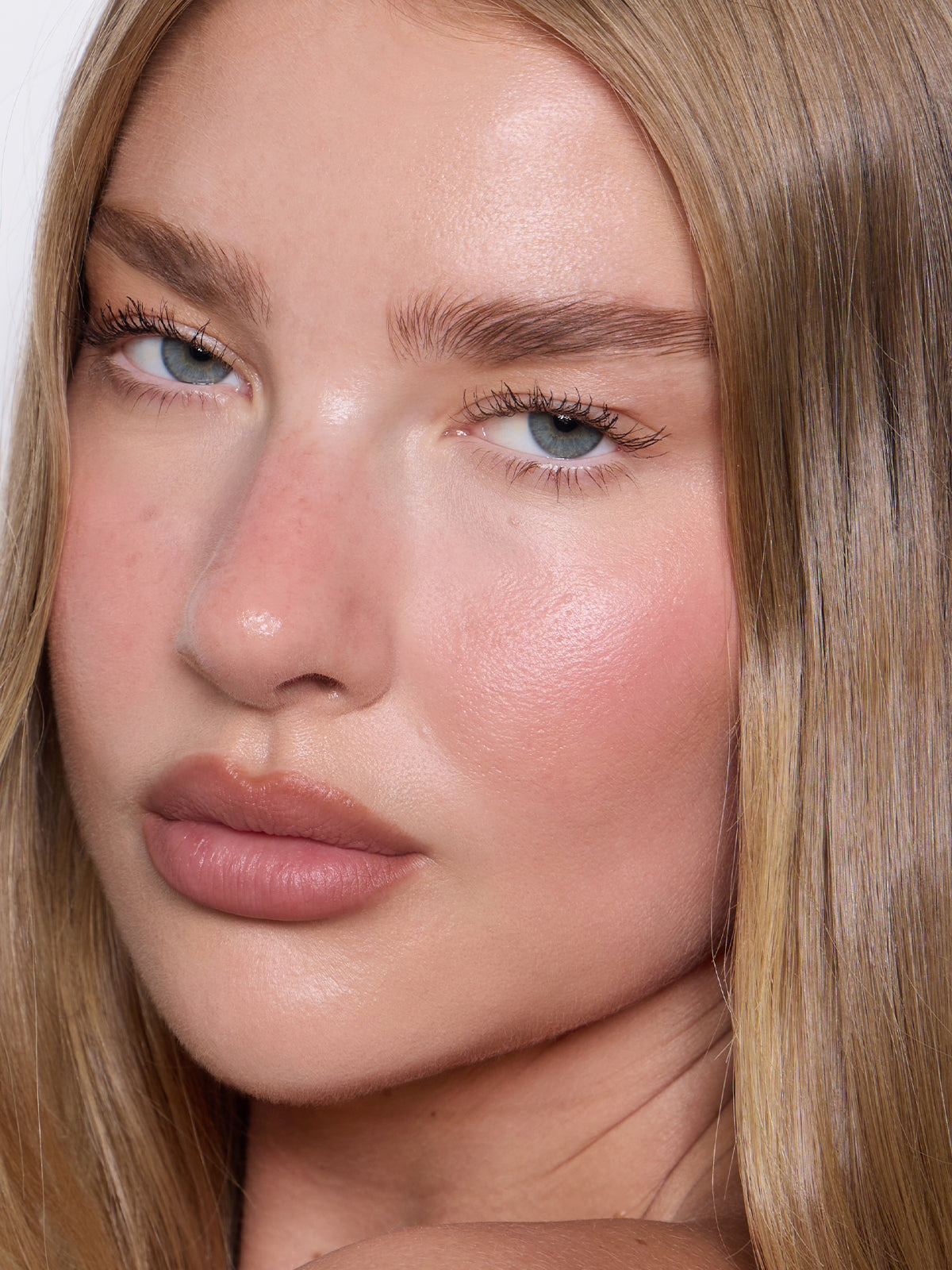 REFY Blur Liner купить в Beauty Storage. Быстрая доставка по России и СНГ.