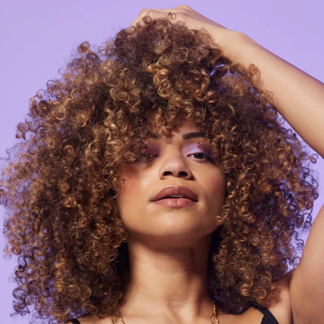 BUMBLE AND BUMBLE Curl Moisture Shampoo купить в Beauty Storage. Быстрая доставка по России и СНГ.