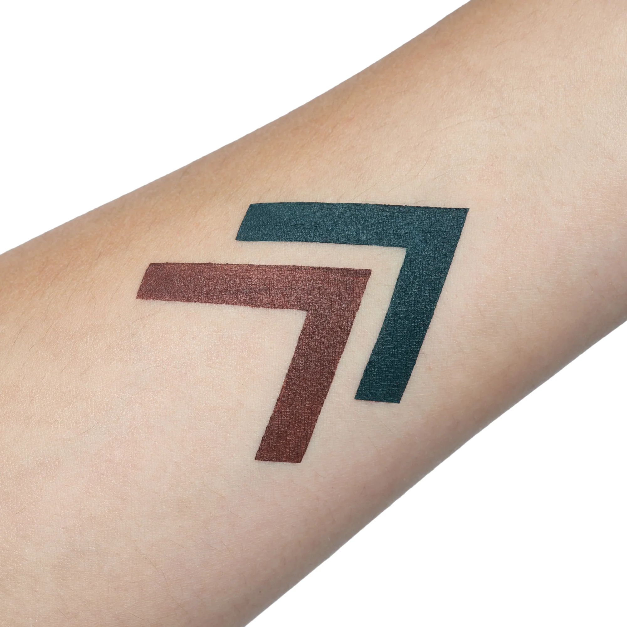 TRISH McEVOY Gel Eye Linerкупить в Beauty Storage. Быстрая доставка по России и СНГ.
