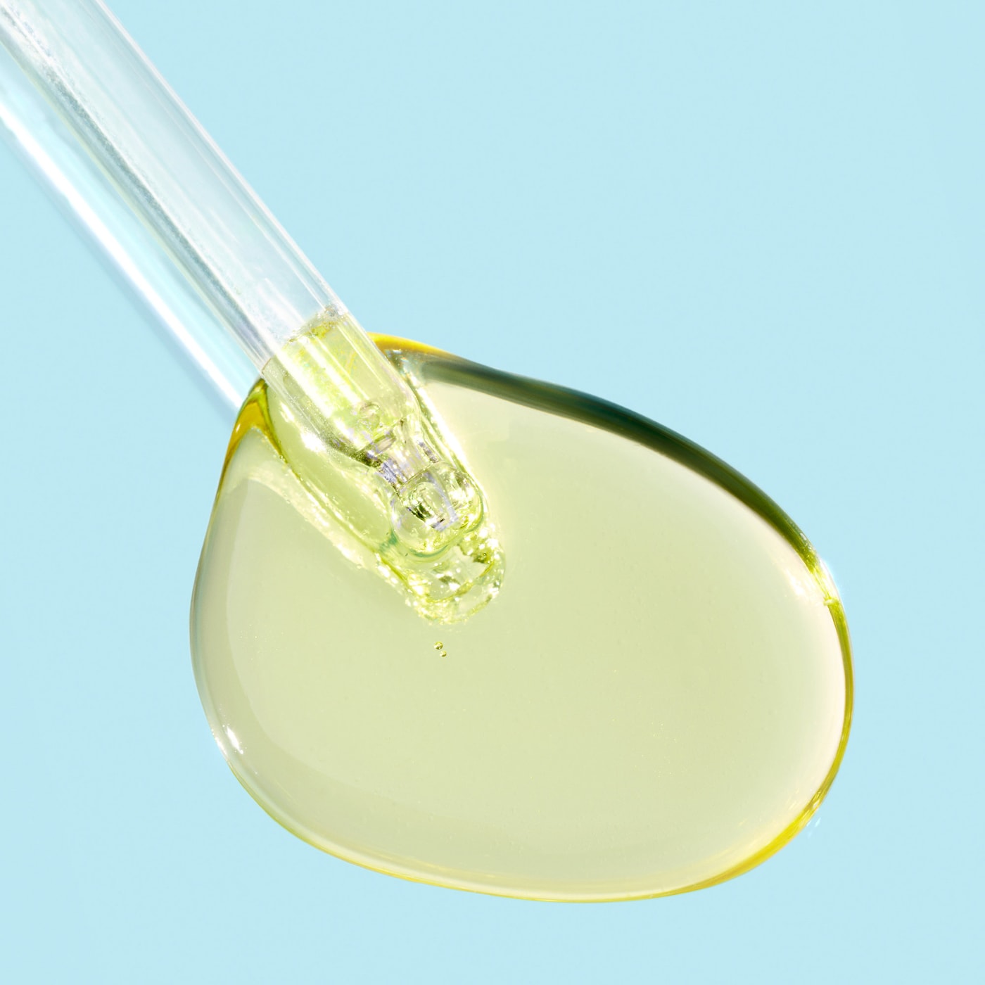 SUPERGOOP! Daily Dose Hydra-Ceramide Boost + SPF 40 Sunscreen Oil PA+++ купить в Beauty Storage. Быстрая доставка по России и СНГ.
