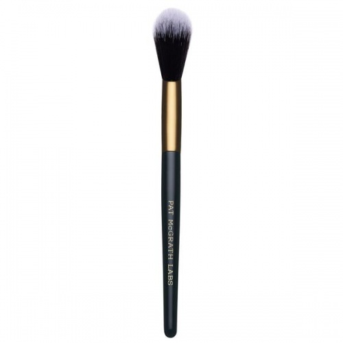 PAT MCGRATH LABS Skin Fetish: Sublime Perfection Blurring Brush купить в Beauty Storage. Быстрая доставка по России и СНГ.
