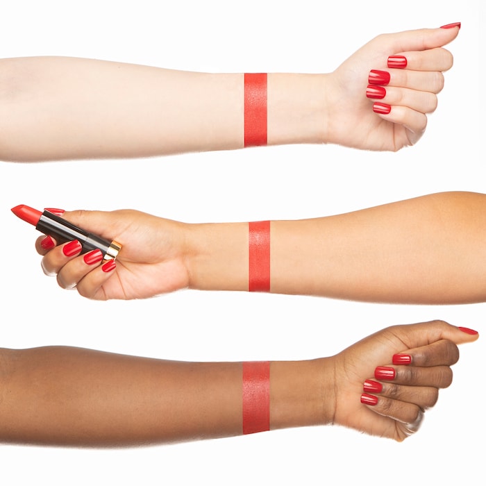 ARTIST COUTURE Silk Cream Lipstick купить в Beauty Storage. Быстрая доставка по России и СНГ.