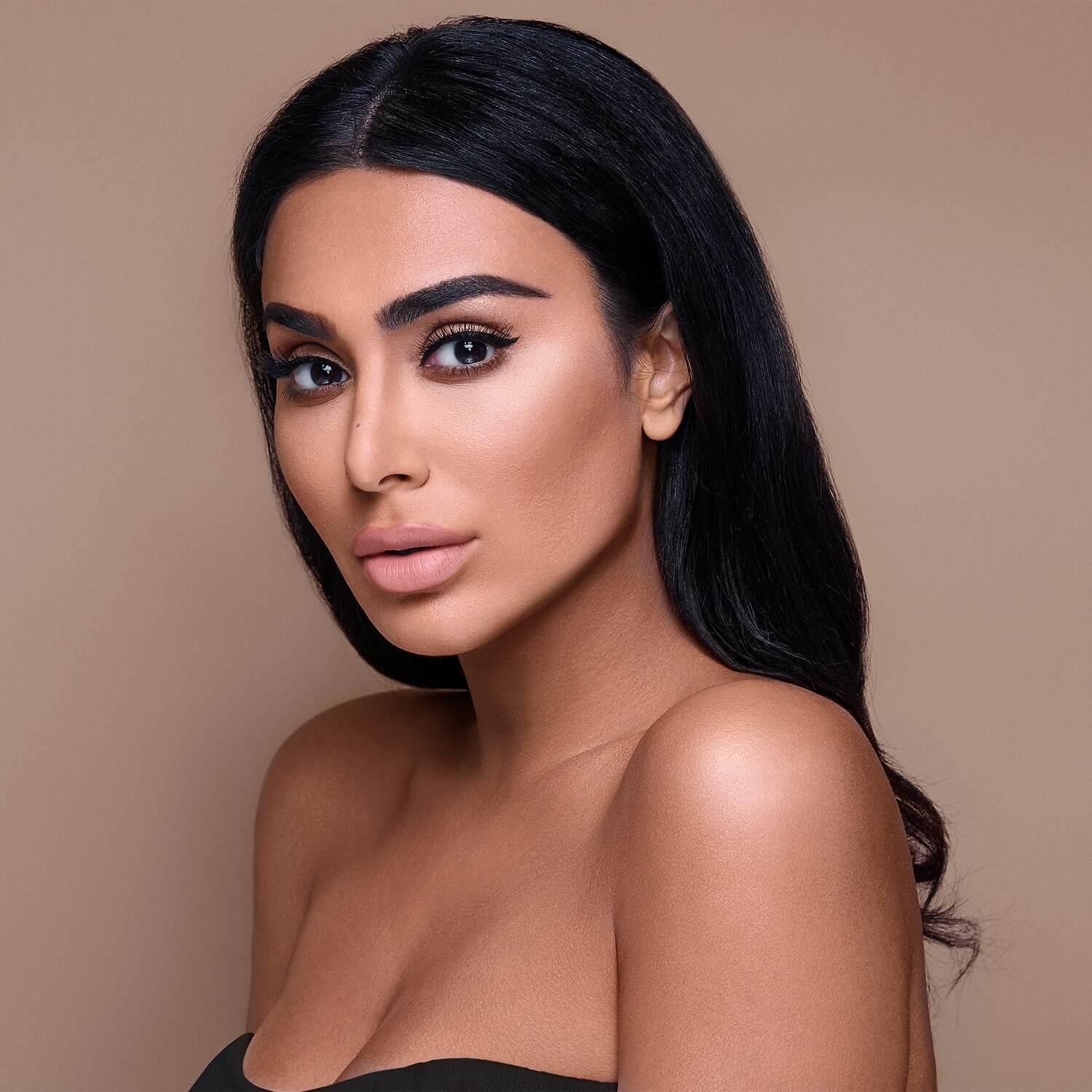 HUDA BEAUTY Buff Blend Brush