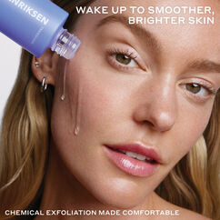 Купить OLE HENRIKSEN Silkfoliant Daily Tri-Acid Smoothing Toner на Beautystorage.ru. Быстрая доставка по России и СНГ.