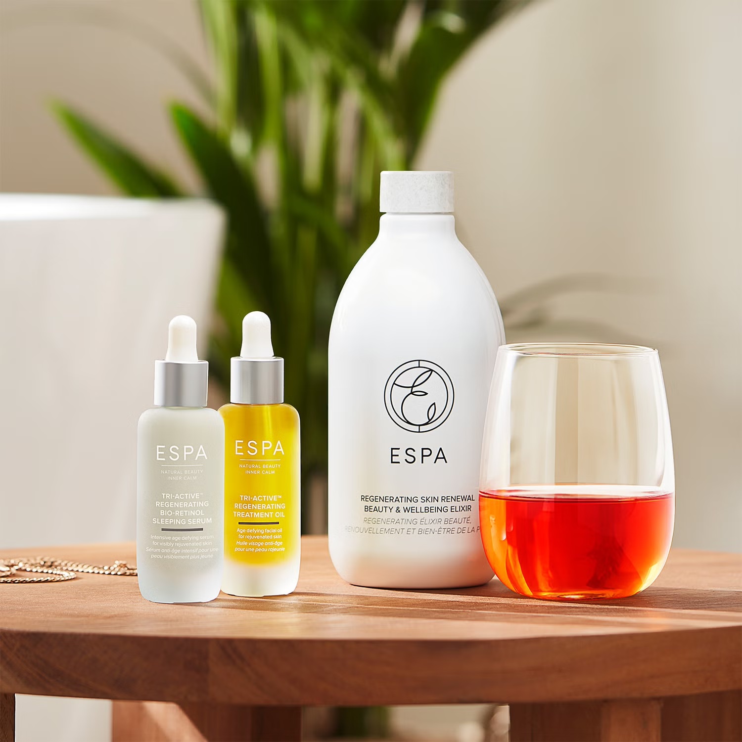 ESPA Tri-Active™ Regenerating Treatment Oil купить в Beauty Storage. Быстрая доставка по России и СНГ.