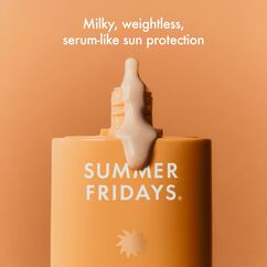 Купить SUMMER FRIDAYS ShadeDrops Broad Spectrum SPF50 Mineral Milk Sunscreen на Beautystorage.ru. Быстрая доставка по России и СНГ.