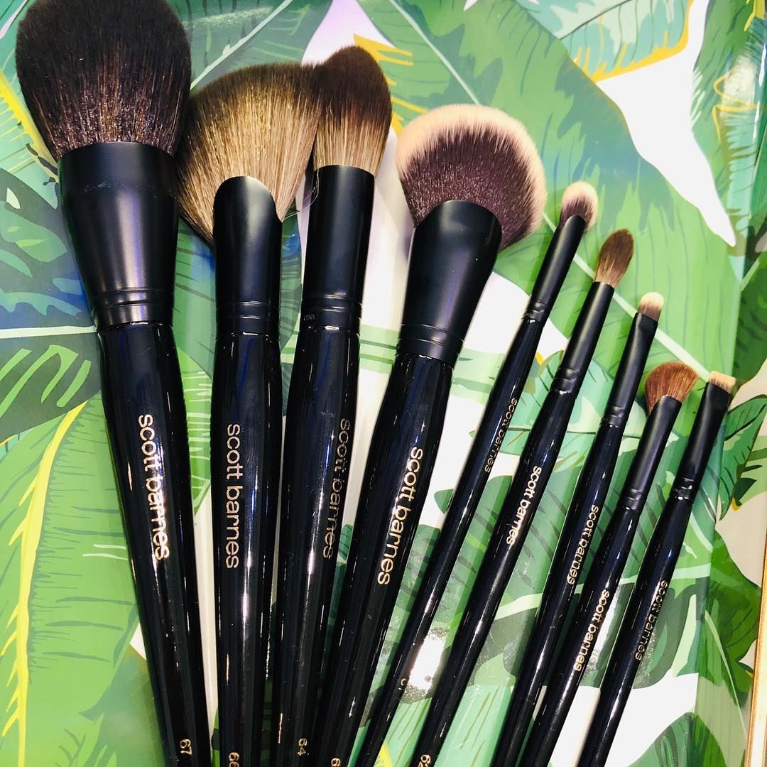 SCOTT BARNES Good Face Brush #67