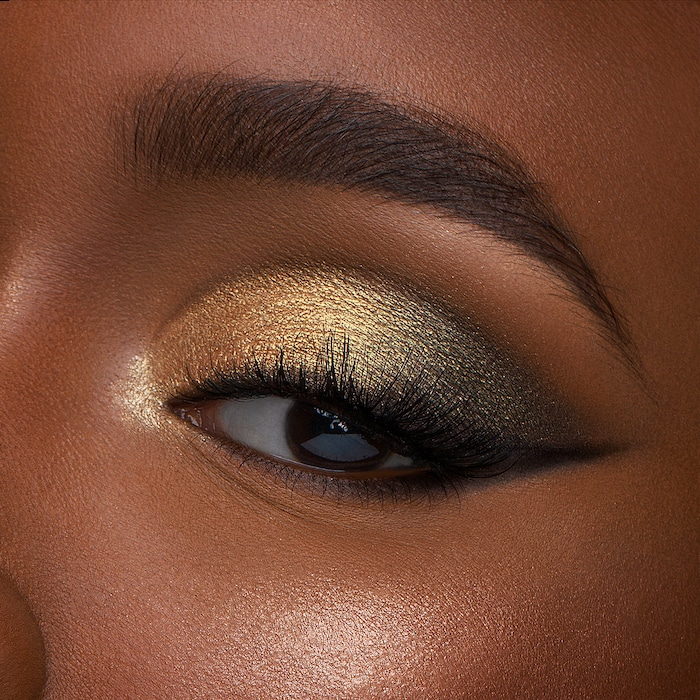 ARTIST COUTURE Supreme Nudes and Pressed Pigment Eyeshadow Palette купить в Beauty Storage. Быстрая доставка по России и СНГ.