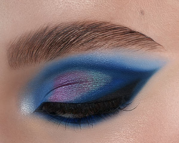 NATASHA DENONA Mini Triochrome Eyeshadow Palette купить в Beauty Storage. Быстрая доставка по России и СНГ.