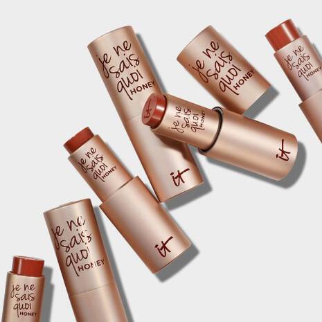 IT COSMETICS Je Ne Sais Quoi Lip Treatment купить в Beauty Storage.  Быстрая доставка по России и СНГ.