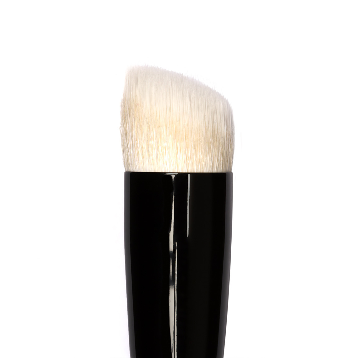WAYNE GOSS Brush 01 Foundation Brush купить в Beauty Storage. Быстрая доставка по России и СНГ.
