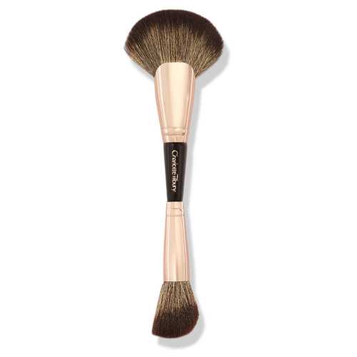 Купить CHARLOTTE TILBURY Airbrush Flawless Easy Soft Blur Bronzer + Blusher Brush на Beautystorage.ru. Быстрая доставка по России и СНГ.