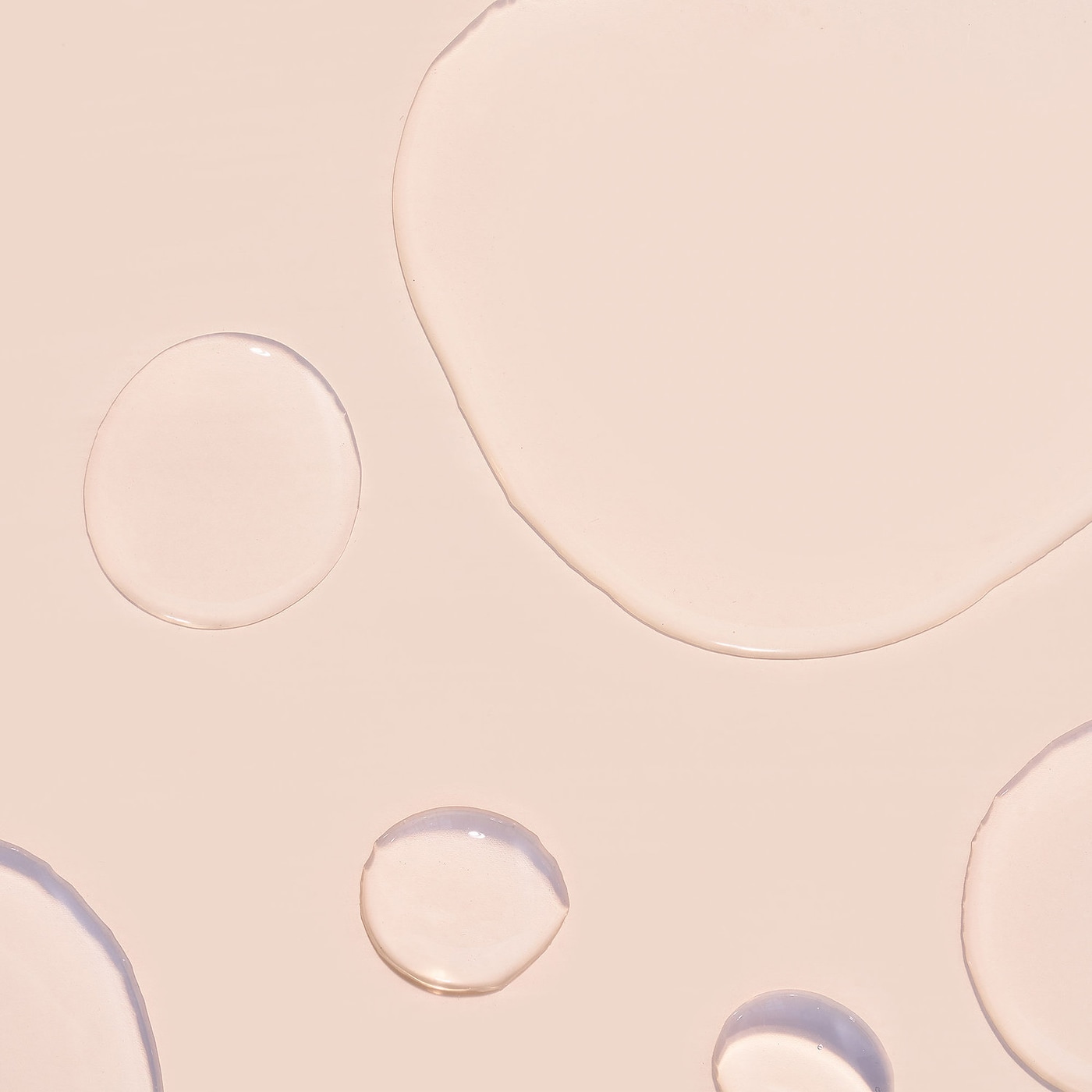 FIRST AID BEAUTY Anti-Dandruff Scalp Serum with 2% Salicylic Acid купить в Beauty Storage. Быстрая доставка по России и СНГ.
