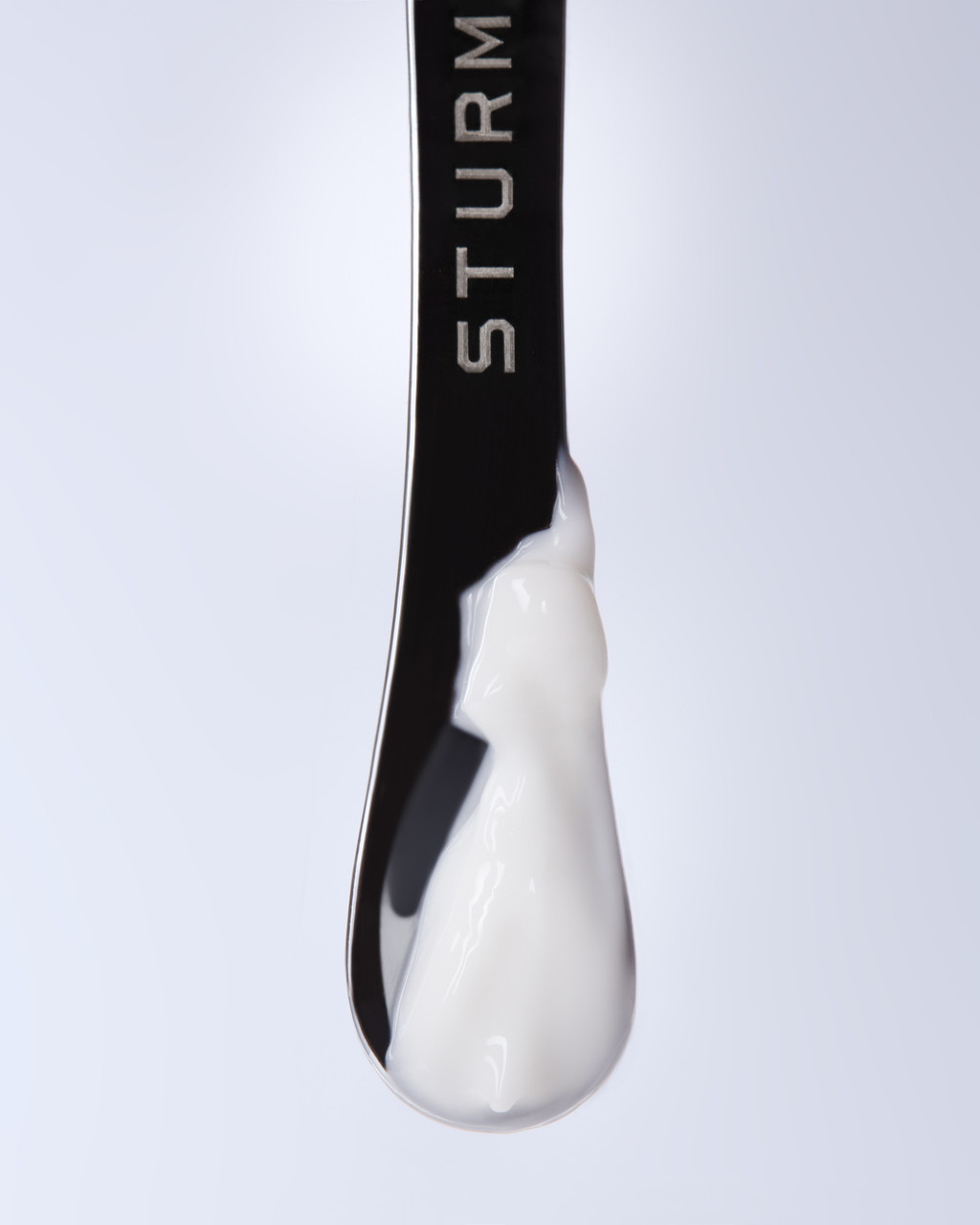 Dr. BARBARA STURM Super Anti-Aging Eye Cream купить в Beauty Storage. Быстрая доставка по России и СНГ.