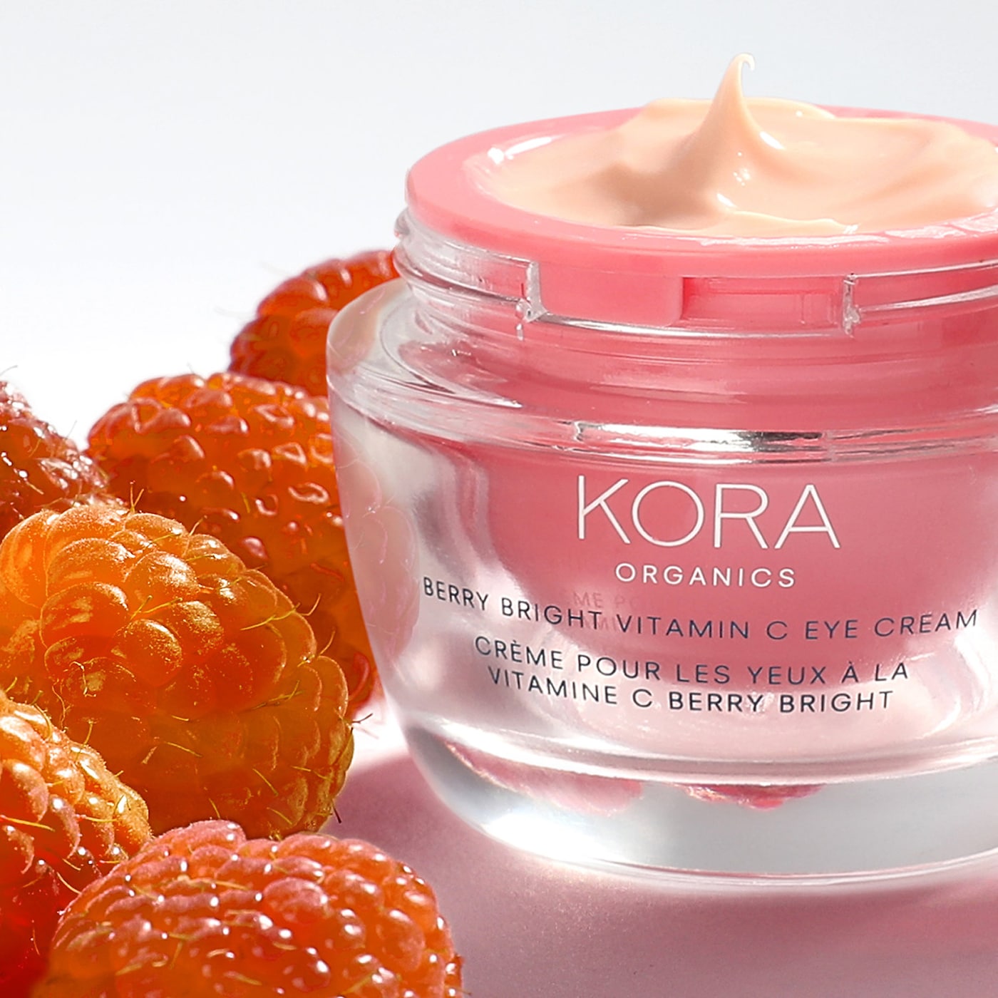 KORA Organics Berry Bright Vitamin C Eye Cream купить в Beauty Storage. Быстрая доставка по России и СНГ.
