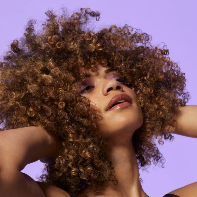 BUMBLE AND BUMBLE Curl Reactivator купить в Beauty Storage. Быстрая доставка по России и СНГ.