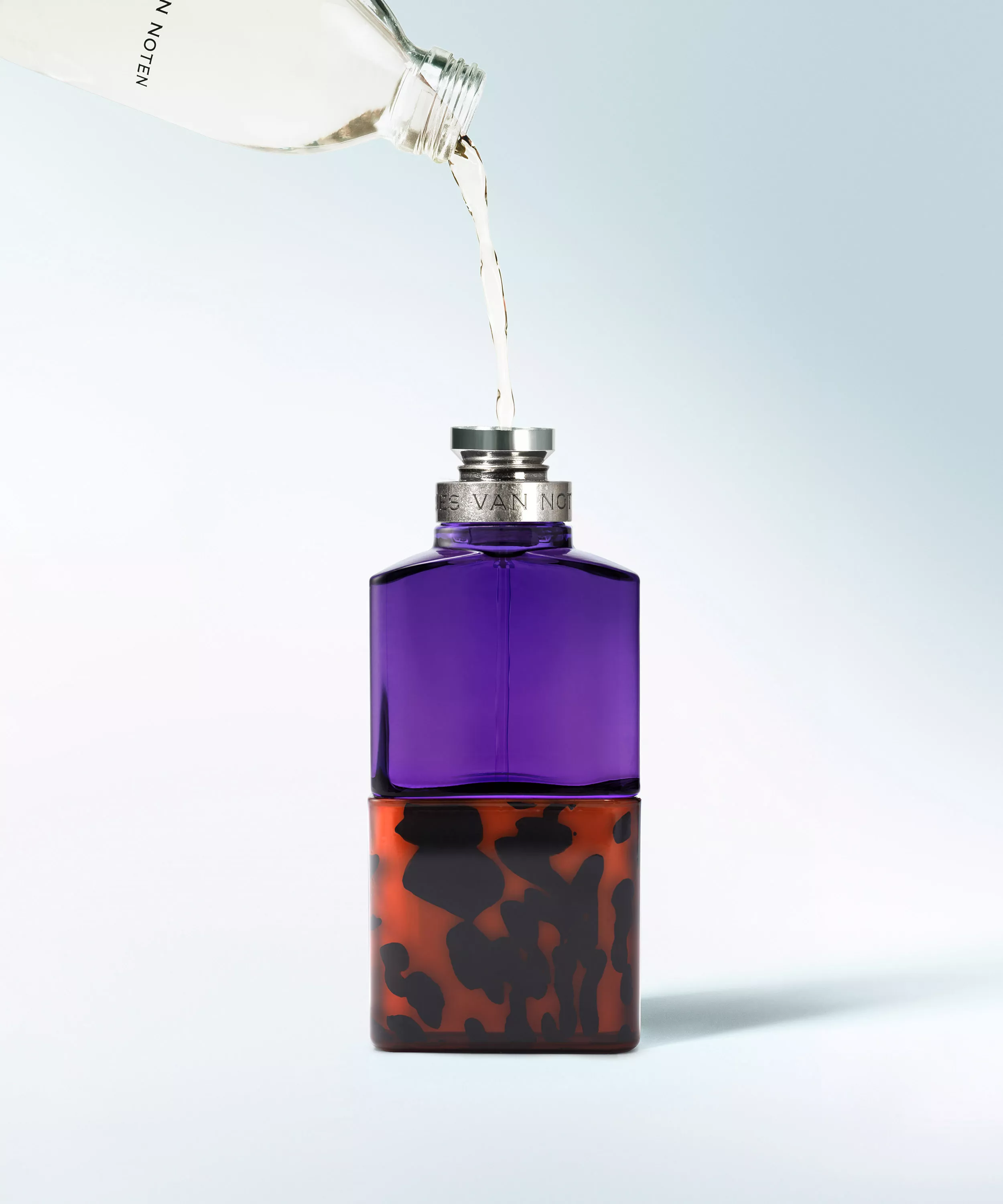 DRIES VAN NOTEN Fleur du Mal Eau de Parfum Refill купить в Beauty Storage. Быстрая доставка по России и СНГ.