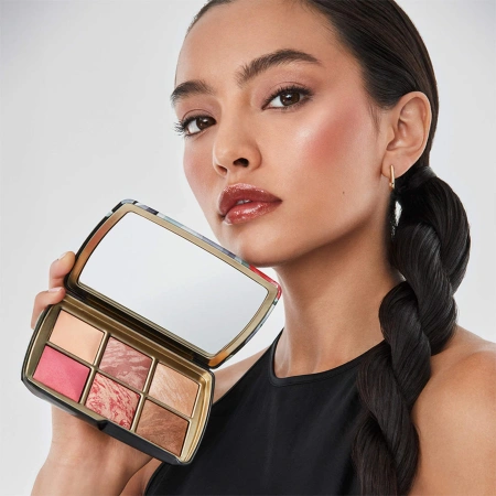 HOURGLASS Ambient Lighting Edit Unlocked Palette - Horse купить в Beauty Storage. Быстрая доставка по России и СНГ.