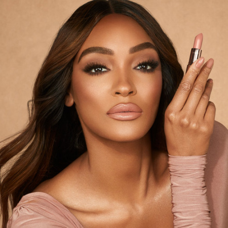 CHARLOTTE TILBURY K.I.S.S.I.N.G - Runway Royalty - Super Nudes Collection купить в Beauty Storage. Быстрая доставка по России и СНГ.
