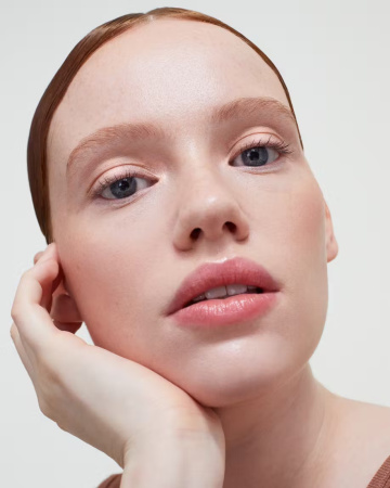 GLOSSIER Monochromes