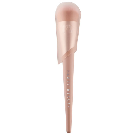 FENTY BEAUTY Full-Bodied Foundation Brush 110