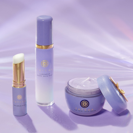TATCHA The Serum Stick: Treatment & Touch Up Balm купить в Beauty Storage. Быстрая доставка по России и СНГ.