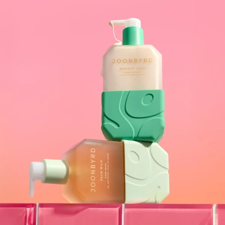 Купить JOONBYRD Wonder.Land Hand Lotion на Beautystorage.ru. Быстрая доставка по России и СНГ.
