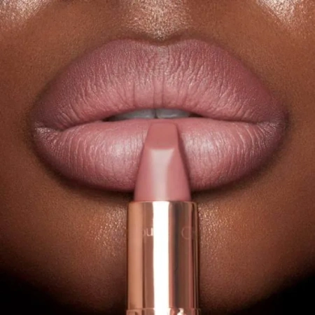 CHARLOTTE TILBURY The Secret To Love Kit купить в Beauty Storage. Быстрая доставка по России и СНГ.