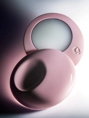 GLOSSIER Glossier You Solid купить в Beauty Storage. Быстрая доставка по России и СНГ.
