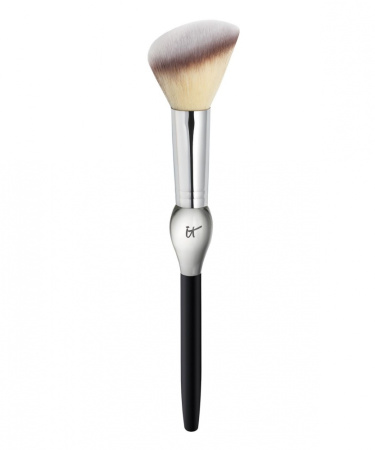 IT COSMETICS Heavenly Luxe French Boutique Blush Brush #4 купить в Beauty Storage. Быстрая доставка по России и СНГ.