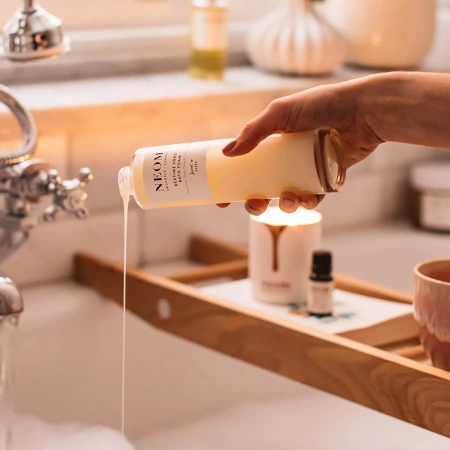Купить NEOM Wellbeing Perfect Nights Sleep Bath Foam на Beautystorage.ru. Быстрая доставка по России и СНГ.
