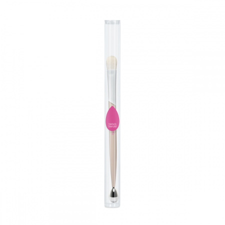 BEAUTYBLENDER Shady Lady All-over Eyeshadow Brush & Cooling Roller купить в Beauty Storage. Быстрая доставка по России и СНГ.