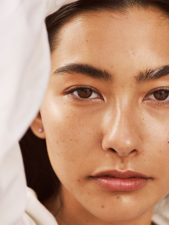 GLOSSIER Futuredew