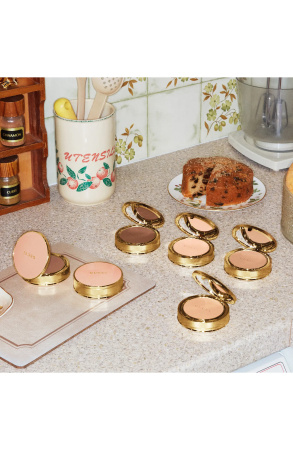 GUCCI Poudre De Beauté Mattifying Natural Beauty Setting Powder купить в Beauty Storage. Быстрая доставка по России и СНГ.
