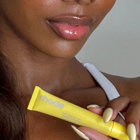 RHODE The Summer Kit купить в Beauty Storage. Быстрая доставка по России и СНГ.
