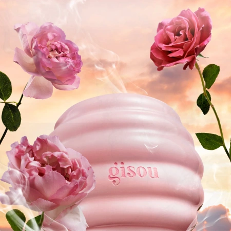 GISOU Honey Scented Candle - Wild Rose купить в Beauty Storage. Быстрая доставка по России и СНГ.