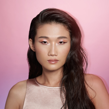 HUDA BEAUTY Rose Quartz Eyeshadow Palette купить в Beauty Storage. Быстрая доставка по России и СНГ.