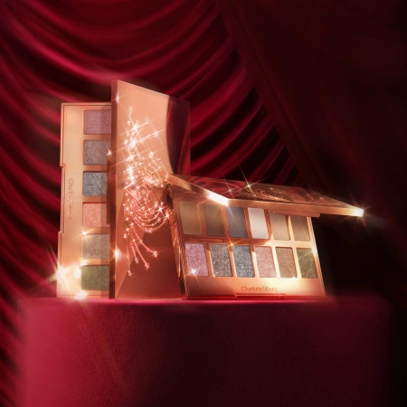 Купить CHARLOTTE TILBURY Hollywood Flawless Light Tricks Eyeshadow Palette на Beautystorage.ru. Быстрая доставка по России и СНГ.
