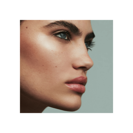 VICTORIA BECKHAM Reflect Highlighter Stick купить в Beauty Storage. Быстрая доставка по России и СНГ.