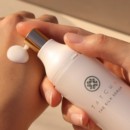 TATCHA The Silk Serum Wrinkle-Smoothing Retinol Alternative купить в Beauty Storage. Быстрая доставка по России и СНГ.
