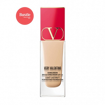 VALENTINO BEAUTY Very Valentino 24 Hour Wear Liquid Foundation купить в Beauty Storage. Быстрая доставка по России и СНГ.