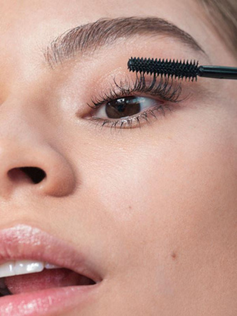 GLOSSIER Lash Slick