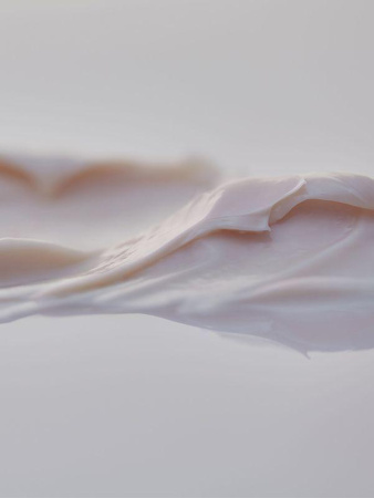 GLOSSIER Priming Moisturizer Rich