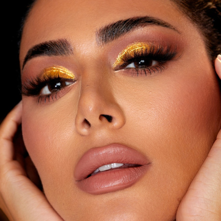 HUDA BEAUTY Empowered Eyeshadow Palette купить в Beauty Storage. Быстрая доставка по России и СНГ.