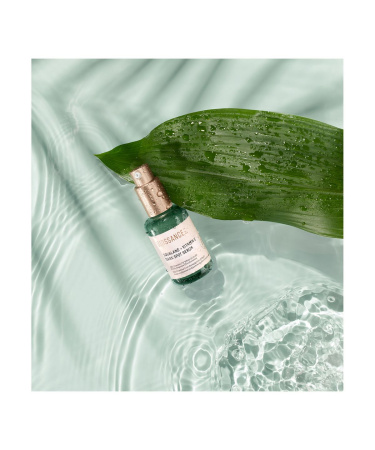 BIOSSANCE Squalane + Vitamin C Dark Spot Serum купить в Beauty Storage. Быстрая доставка по России и СНГ.